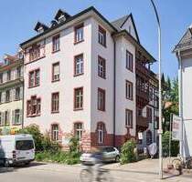 Altbau-Juwel in der Wiehre 6-Zimmer-Wohnung in saniertem Jugendstil-Stadthaus in 79100 Freiburg - Freiburg im Breisgau