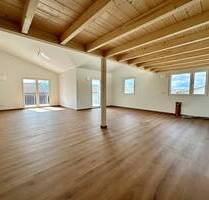 2,5-Z. Galeriewohnung mit Balkon & TG-STP - Rosenheim Pang