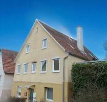 Freistehendes Wohnhaus mit Potenzial - Kirchberg / Murr