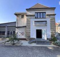 Gewerbeimmobilie in Zwickau: Sanierte denkmalgeschützte Trafostation mit Garagen - für Büro & Studio - Zwickau / Schedewitz