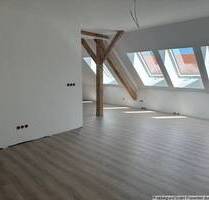 Modern & naturnah: Frisch sanierte Wohnung im DG - Dachau Assenhausen