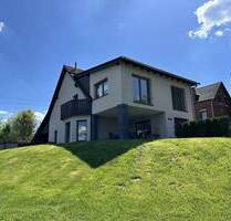 Einfamilienhaus mit Carport-flexibler Grundriss-großes Grundstück-Fernblick - Markneukirchen