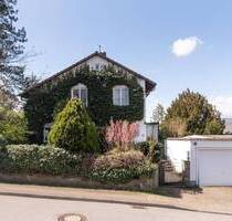 Einfamilienhaus in Bestlage - 1.395.000,00 EUR Kaufpreis, ca.  220,00 m² Wohnfläche in Wiesbaden (PLZ: 65191)