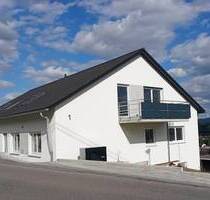 Neubau, gemütliche Dachgeschoßwohnung, wohnen in ruhiger Aussichtslage - Neckartailfingen