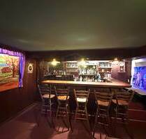 Hobbyraum mit eigener Bar in zentraler Lage in Hamburg