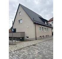 Moderne 3-Zimmerwohnung mit Dachloggia Erstbezug nach Sanierung Einbauküche - Windsbach