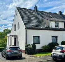 Nahe Unterbacher See - Traumhaftes Grundstück mit sanierungsbedürftigem EFH - Düsseldorf