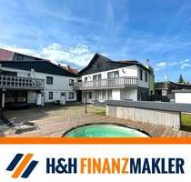 Individuelles Wohnhaus mit Pool in Finsterbergen