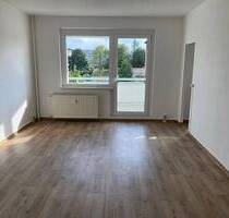 Kleine Single-Wohnung mit Wanne und großem Balkon - Oschersleben