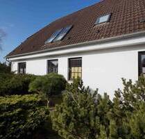 6-Zimmer-Haus mit Panorama-Pavillon auf Naturgrundstück - Lüssow Strenz