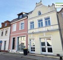 Charmantes Wohn- und Geschäftshaus hinter historischer Fassade! - Burg
