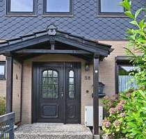 Gepflegtes, ruhig gelegenes Endreihenhaus mit Carport auf sonnigem West-Grundstück - Henstedt-Ulzburg