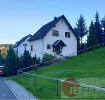 Attraktives Einfamilienhaus | Garage, Balkon, Terrasse, schöne Lage mit Aussicht - Eibenstock Sosa