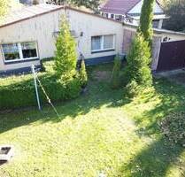 Bungalow mit Garage und Werkstatt in Friedrichsbrunn