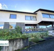 ATTRAKTIVES WOHNHAUS MIT NEBENGEBÄUDE 518 M² 3 GARAGEN IN MERZIG