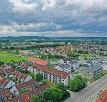 Renovieren, investieren, profitieren 3-Zimmer-DG-Wohnung mit Balkon - Neumarkt