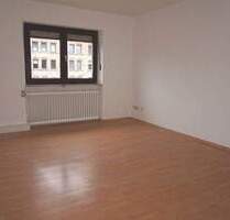 Erlenstegen ! Helle 3-ZW, 81 m², mit großer Terrasse 30 m², Laminatböden im 1.OG ohne Aufzug - Nürnberg St Jobst