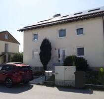 Gepflegtes modernisiertes 2-FH mit Garten + Garage - Plattling Pielweichs