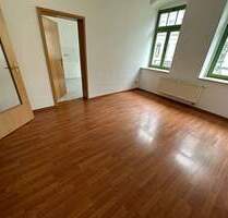 Frei ab 1.4.26 - Balkon in Küchwaldnähe ! Laminat - Chemnitz Schloßchemnitz