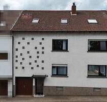 Ruhig & doch zentral - Mehrfamilienhaus in guter Wohnlage von Völklingen-Heidstock - Völklingen / Heidstock