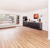 Hauptstadtmakler-Bezugsfreie Traumwohnung mit Tiefgaragenstellplatz - Berlin / Nikolassee