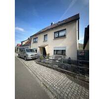 Einfamilienhaus, viel Platz, herrlichem Ausblick und Potenzial – ideal für Familien oder Handwerker - Kirchensittenbach