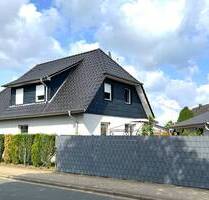 Wildeshausen! Zwei vermietete Einfamilienhäuser mit Carport und Garten in zentrumsnaher Siedlungslage