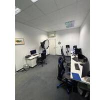 Moderne Büroräume Frankfurt-NE: möbliert, teilbar, Parkplätze vorhanden - Frankfurt am Main Nieder-Eschbach