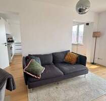 Johannis ! Moderne, helle u. voll möblierte 2-ZW mit 50 m², Balkon, EBK, 3.OG mit Aufzug - Nürnberg St Johannis