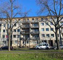 Gepflegte 3-Zimmer-Wohnung mit Einbauküche und zwei Balkonen BITTE NUR PER EMAIL BEWERBEN - Köln Mülheim