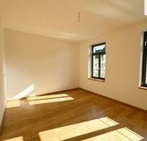 Ihre Chance auf ein einzigartiges zu Hause- hochwertig sanierte 2-Raum-Komfortwohnung in Chemnitz - Chemnitz / Sonnenberg
