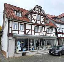 Reizvolles Wohn- und Geschäftshaus im Ortskern von Oberkaufungen