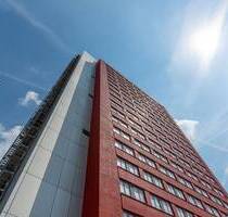 Ruby Tower 2-Zimmerwohnung mit Blick auf den Taunus sucht neuen Bewohner - Frankfurt am Main Schwanheim
