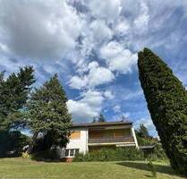 Unter Bodenrichtwert! Zweifamilienhaus auf Traumgrundstück - Frankfurt am Main Nieder-Erlenbach