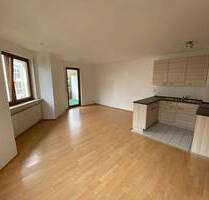 Schicke, helle 2-Zimmerwohnung m. EBK und Balkon in ruhiger Lage an EINZELPERSON - Filderstadt Plattenhardt