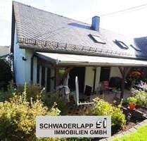 Einfamilienhaus mit separatem Apartment und großem Nebengebäude - Dierdorf / Giershofen