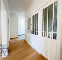 ERSTBEZUG nach Sanierung: Vier Zimmer Altbauwohnung, sehr ruhig gelegen - Frankfurt am Main / Nordend-Ost Nordend - West