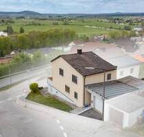 Charmante Doppelhaushälfte in Cham-West!