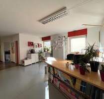 Top Lage, flexible Nutzungsmöglichkeiten - Einheit mit Aufzug und vielseitigem Raumkonzept in Bretten zu verkaufen!