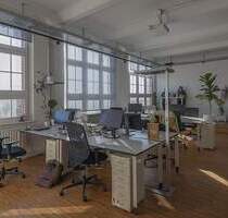 Helle Büroflächen an der Spree in Kreuzberg - flexibel, möbliert - Berlin