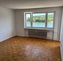 Rheinpromenade! Renovierte 4-Zimmerwohnung mit schickem Duschbad und Loggia - Remagen