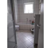 Ruhige und geräumige 3,5 Raum mit Balkon und Stellplatz - Bautzen