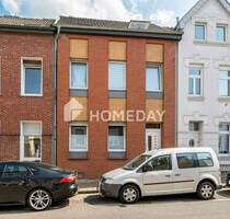 Familienfreundliches Zuhause mit zwei Terrassen, Gartenhaus und moderner Einbauküche - Würselen