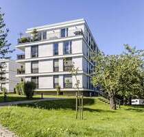 Exklusive 4-Zimmer-Wohnung mit Loggia und Weitblick - Leonberg Ramtel