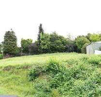 TOP Grundstück in bester Lage von Burgsolms ! Ideale Größe für ein Mehrfamilienhaus bis 6 ETW !