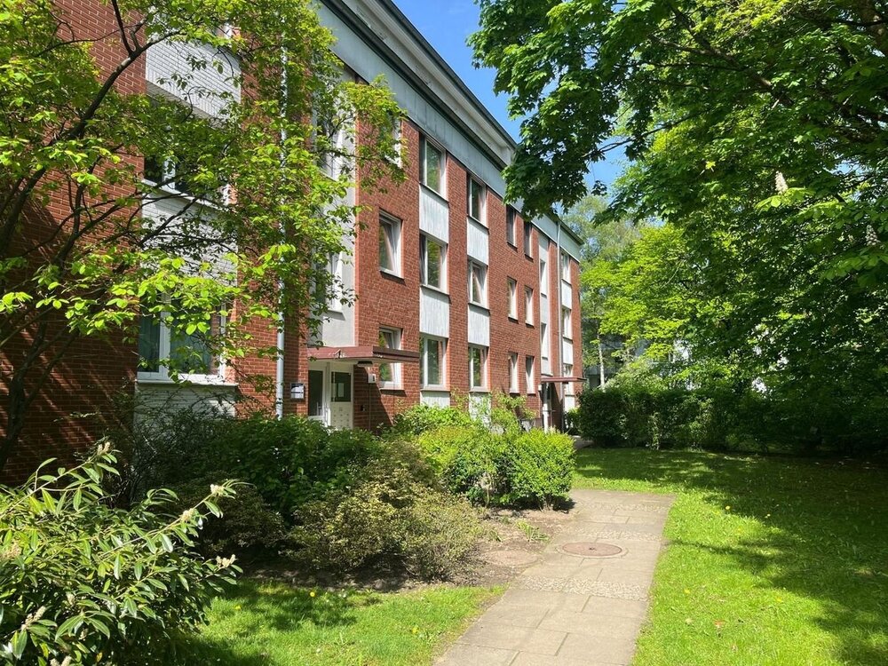 Schöne, modernisierte 2,5-Zimmer Wohnung mit Loggia in Meiendorf! - Hamburg Rahlstedt