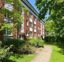 Schöne, modernisierte 2,5-Zimmer Wohnung mit Loggia in Meiendorf! - Hamburg Rahlstedt