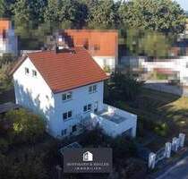 Haus mit 148 m² Wohnfläche, teils renoviert, viel Gestaltungsspielraum und großem Garten - Poppenricht