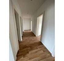 Teilrenovierte 3-Zimmer-Wohnung in Nürnberg Süd