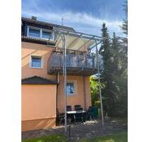 BEL-ETAGE Schwaig: 3 Zi-BALKON+GARTEN, 4 FENSTER-Seiten! Garage! per 1.5.25 FREI!! - Schwaig b. Nürnberg